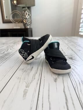 Nike Toddler 5C Kyrie 2 TD Black Hyper Jade Skulls Basketball Shoes